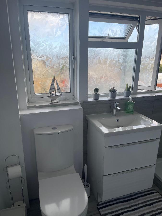 II Comfortable Room, Shared House Almondsbury Extérieur photo